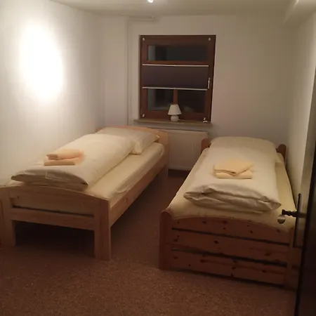 بيت ضيافة Knullhotel Tann-eck 3*